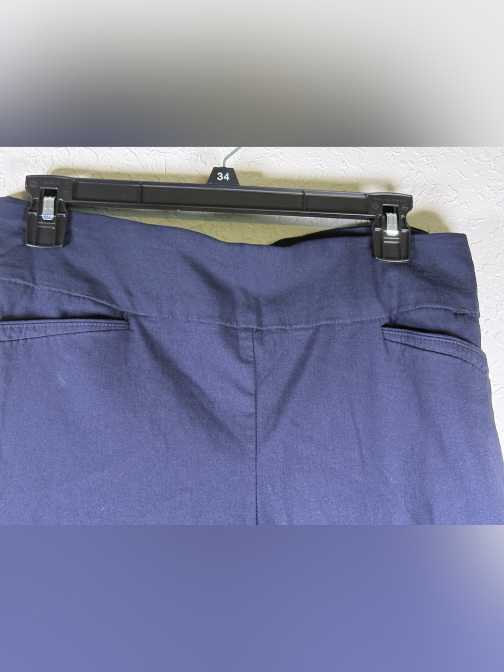 Van Heusen Women’s Navy Dress Pants Size 10 Career Stretch - Picture 2 of 7